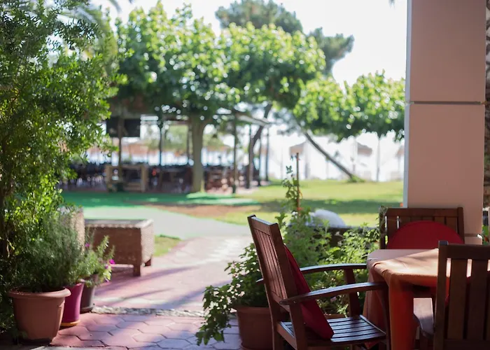 Apartahotel Hellas 2*